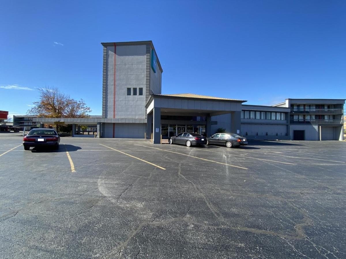 Clarion Pointe University/Expo Louisville Ngoại thất bức ảnh
