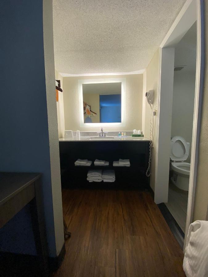 Clarion Pointe University/Expo Louisville Ngoại thất bức ảnh