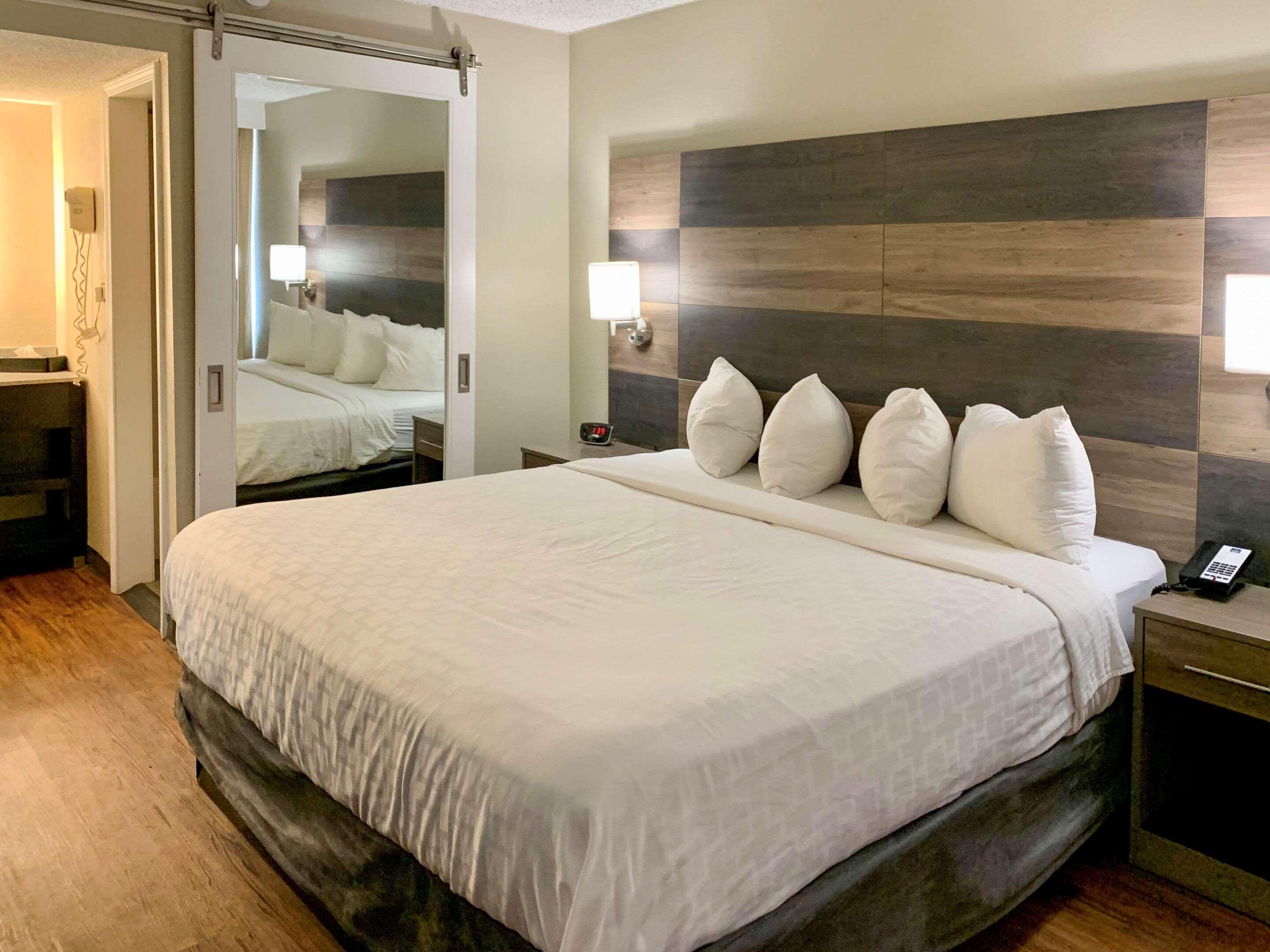 Clarion Pointe University/Expo Louisville Ngoại thất bức ảnh
